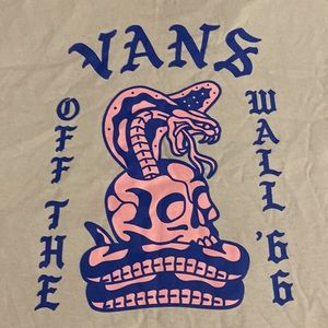 Vans off the wall “MN Snakes Protect” Medium T-shirt. Still has original labels.